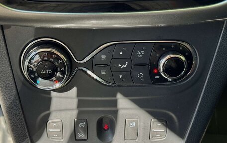 Renault Sandero II рестайлинг, 2017 год, 1 500 000 рублей, 24 фотография