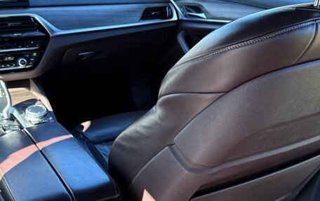 BMW 5 серия, 2018 год, 4 400 000 рублей, 17 фотография