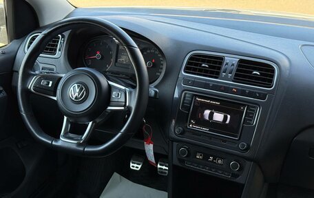 Volkswagen Polo VI (EU Market), 2018 год, 1 090 000 рублей, 13 фотография
