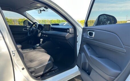 Honda Vezel, 2023 год, 1 790 000 рублей, 10 фотография