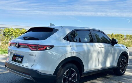 Honda Vezel, 2023 год, 1 790 000 рублей, 4 фотография