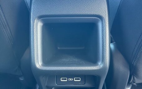 Honda Vezel, 2023 год, 1 790 000 рублей, 18 фотография