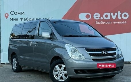 Hyundai Grand Starex Grand Starex I рестайлинг 2, 2011 год, 1 730 000 рублей, 3 фотография