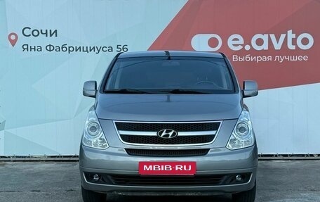 Hyundai Grand Starex Grand Starex I рестайлинг 2, 2011 год, 1 730 000 рублей, 2 фотография