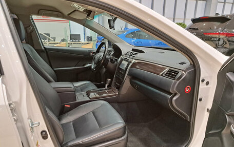 Toyota Camry, 2015 год, 1 550 000 рублей, 11 фотография