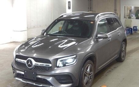 Mercedes-Benz GLB, 2022 год, 1 957 000 рублей, 4 фотография