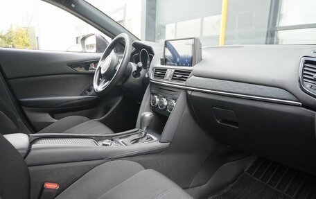 Mazda CX-4, 2022 год, 2 600 000 рублей, 11 фотография