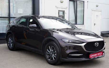 Mazda CX-4, 2022 год, 2 600 000 рублей, 3 фотография