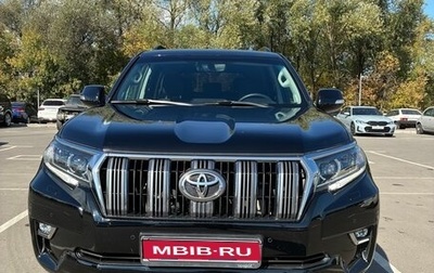 Toyota Land Cruiser Prado 150 рестайлинг 2, 2018 год, 4 650 000 рублей, 1 фотография