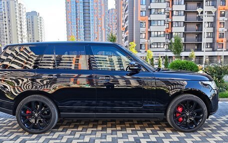 Land Rover Range Rover IV рестайлинг, 2015 год, 4 700 000 рублей, 3 фотография