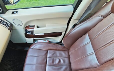 Land Rover Range Rover IV рестайлинг, 2015 год, 4 700 000 рублей, 31 фотография