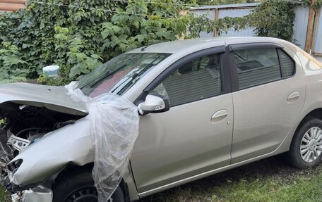 Renault Logan II, 2014 год, 500 000 рублей, 2 фотография
