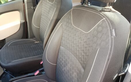 Renault Logan II, 2014 год, 500 000 рублей, 8 фотография
