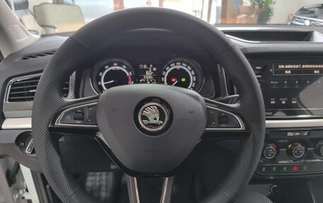Skoda Kamiq I, 2022 год, 1 920 000 рублей, 10 фотография
