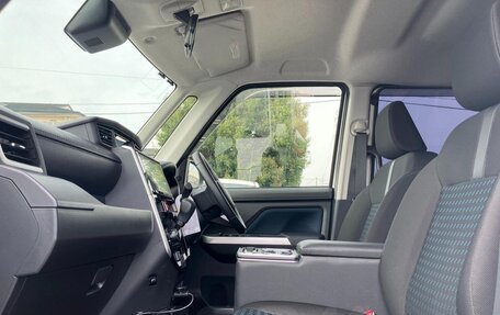 Toyota Roomy I, 2023 год, 1 070 000 рублей, 11 фотография