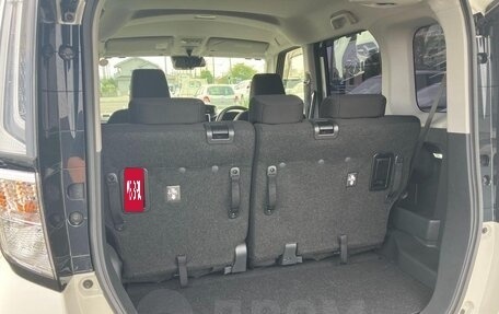 Toyota Roomy I, 2023 год, 1 070 000 рублей, 16 фотография