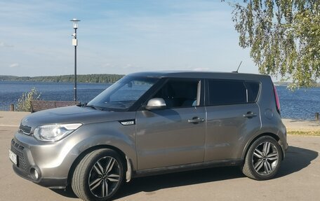 KIA Soul II рестайлинг, 2014 год, 990 000 рублей, 3 фотография