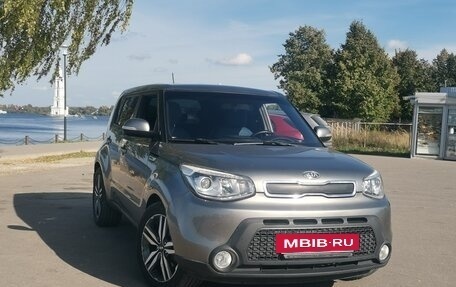 KIA Soul II рестайлинг, 2014 год, 990 000 рублей, 2 фотография
