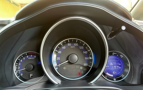 Honda Fit III, 2016 год, 1 300 000 рублей, 2 фотография