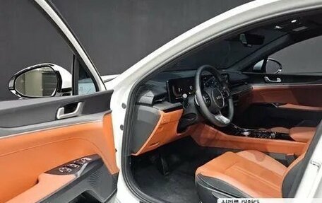 KIA K5, 2023 год, 2 750 000 рублей, 5 фотография
