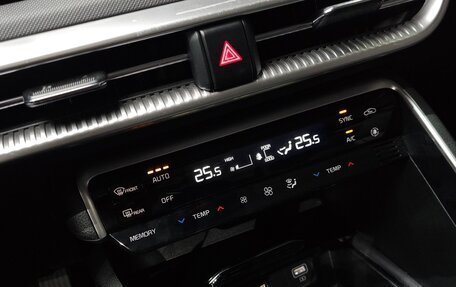 KIA K5, 2022 год, 2 200 000 рублей, 15 фотография