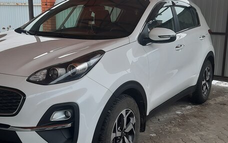 KIA Sportage IV рестайлинг, 2021 год, 2 630 000 рублей, 2 фотография