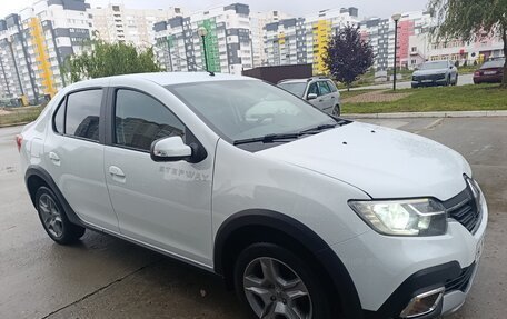 Renault Logan II, 2019 год, 950 000 рублей, 18 фотография