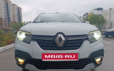 Renault Logan II, 2019 год, 950 000 рублей, 20 фотография