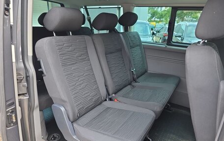 Volkswagen Caravelle T6 рестайлинг, 2022 год, 4 450 000 рублей, 12 фотография