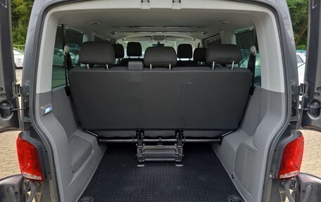 Volkswagen Caravelle T6 рестайлинг, 2022 год, 4 450 000 рублей, 15 фотография