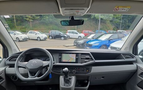Volkswagen Caravelle T6 рестайлинг, 2022 год, 4 450 000 рублей, 9 фотография