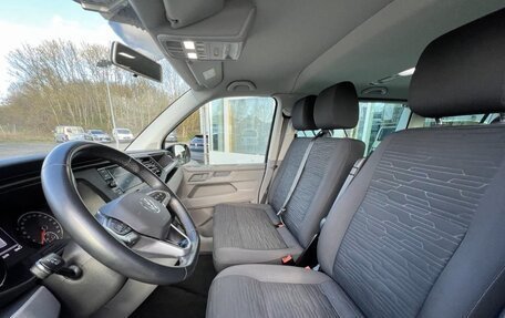 Volkswagen Caravelle T6 рестайлинг, 2023 год, 4 600 000 рублей, 7 фотография