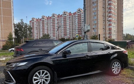 Toyota Camry, 2021 год, 3 200 000 рублей, 7 фотография