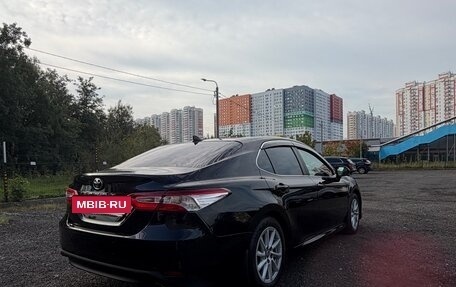 Toyota Camry, 2021 год, 3 200 000 рублей, 5 фотография