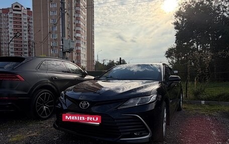 Toyota Camry, 2021 год, 3 200 000 рублей, 8 фотография