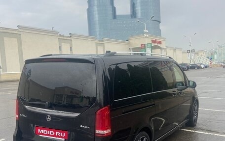 Mercedes-Benz V-Класс, 2018 год, 3 650 000 рублей, 3 фотография