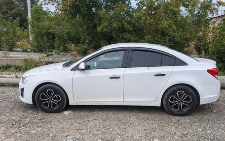 Chevrolet Cruze II, 2014 год, 800 000 рублей, 3 фотография