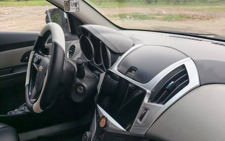 Chevrolet Cruze II, 2014 год, 800 000 рублей, 7 фотография