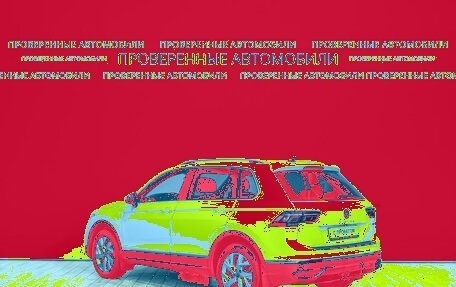 Volkswagen Tiguan II, 2021 год, 3 191 000 рублей, 4 фотография