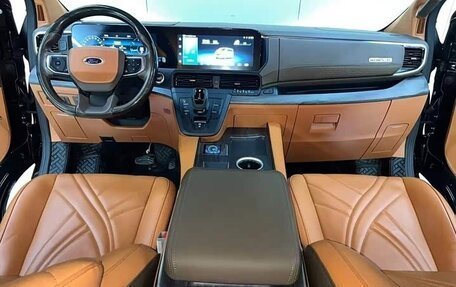 Ford Tourneo Custom, 2025 год, 4 860 000 рублей, 8 фотография