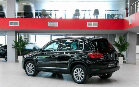 Volkswagen Tiguan I, 2011 год, 990 000 рублей, 4 фотография