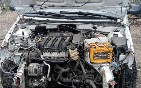 Renault Logan I, 2011 год, 300 000 рублей, 5 фотография