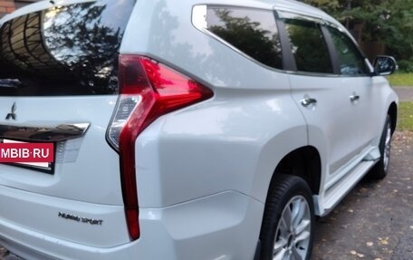 Mitsubishi Pajero Sport III рестайлинг, 2017 год, 2 200 000 рублей, 4 фотография