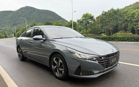 Hyundai Elantra, 2022 год, 1 240 000 рублей, 3 фотография