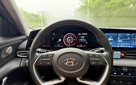 Hyundai Elantra, 2022 год, 1 240 000 рублей, 9 фотография
