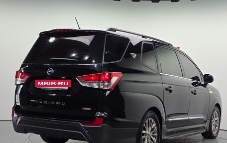 SsangYong Korando Turismo, 2016 год, 1 914 000 рублей, 2 фотография