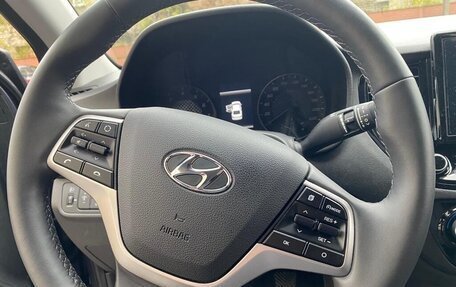 Hyundai Solaris II рестайлинг, 2021 год, 1 650 000 рублей, 8 фотография