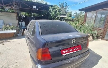 Volkswagen Polo III рестайлинг, 1998 год, 270 000 рублей, 3 фотография