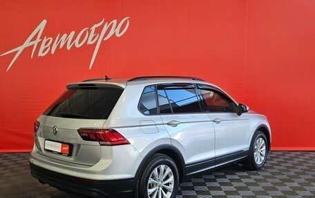 Volkswagen Tiguan II, 2019 год, 2 310 000 рублей, 5 фотография