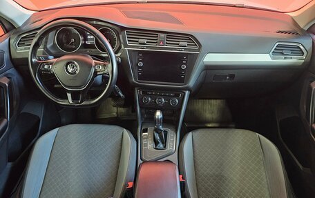 Volkswagen Tiguan II, 2019 год, 2 310 000 рублей, 9 фотография
